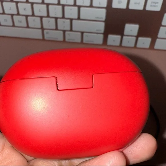 Beats by Dre Red Earbud Headphones - Picture 2 of 7